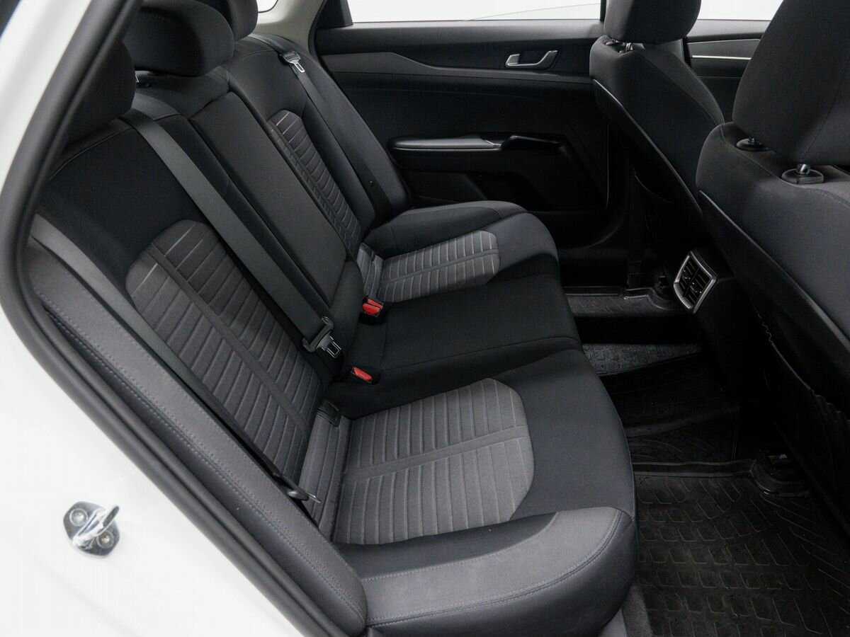 Б/У Киа К5 2022 года. Фото: #8