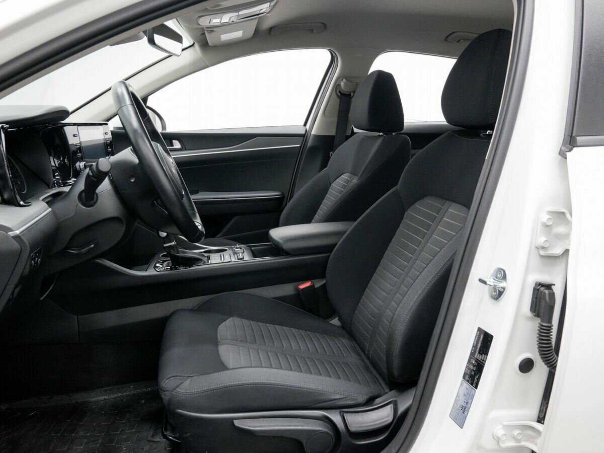 Б/У Киа К5 2022 года. Фото: #13