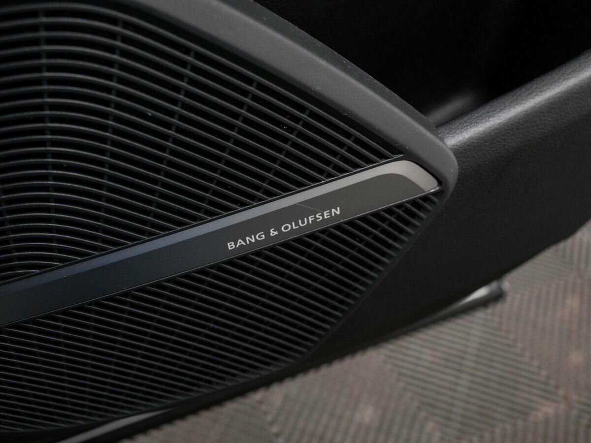 Б/У Ауди К5 2019 года. Фото: #12