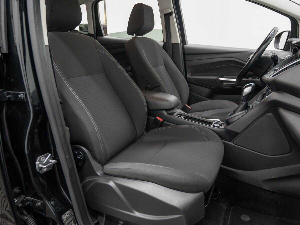 Б/У Форд Ц-Макс 2017 года. Фото: #7