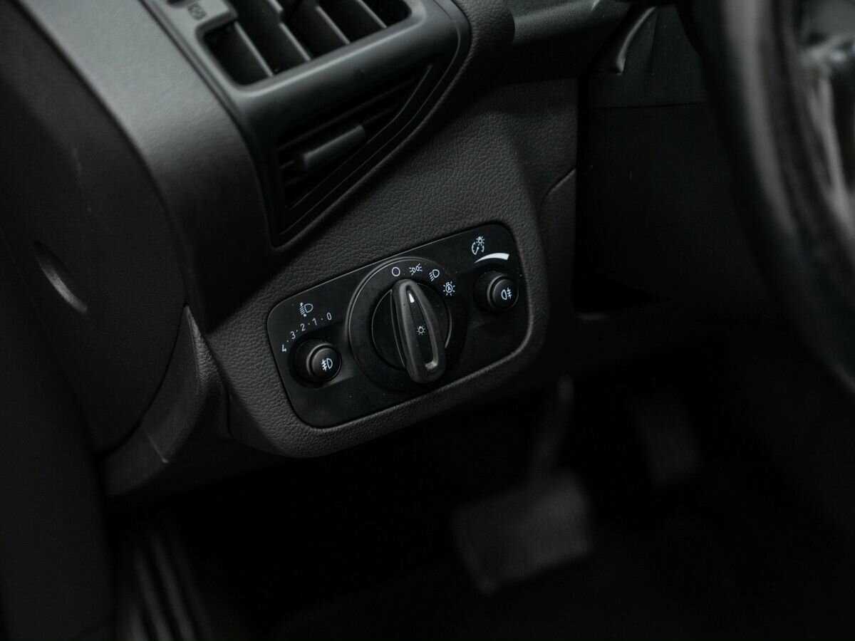 Б/У Форд Ц-Макс 2017 года. Фото: #15