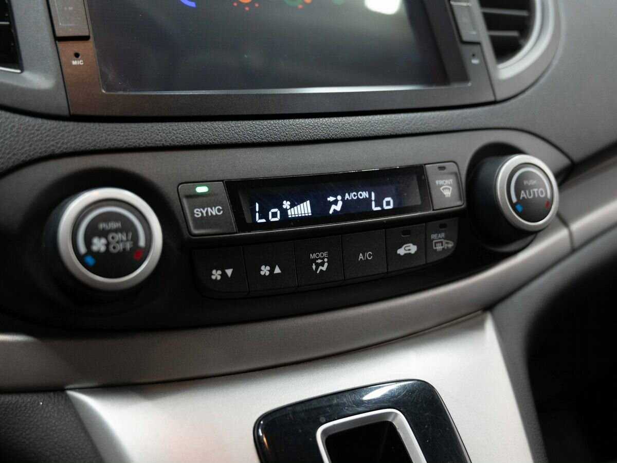 Б/У Хонда ЦР-В 2014 года. Фото: #19