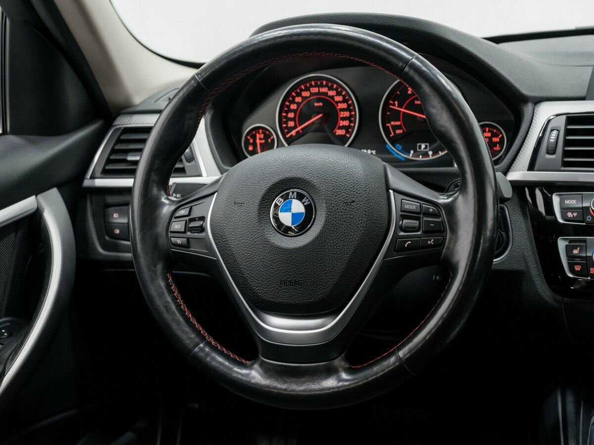 Б/У БМВ 3 серии 2017 года. Фото: #10