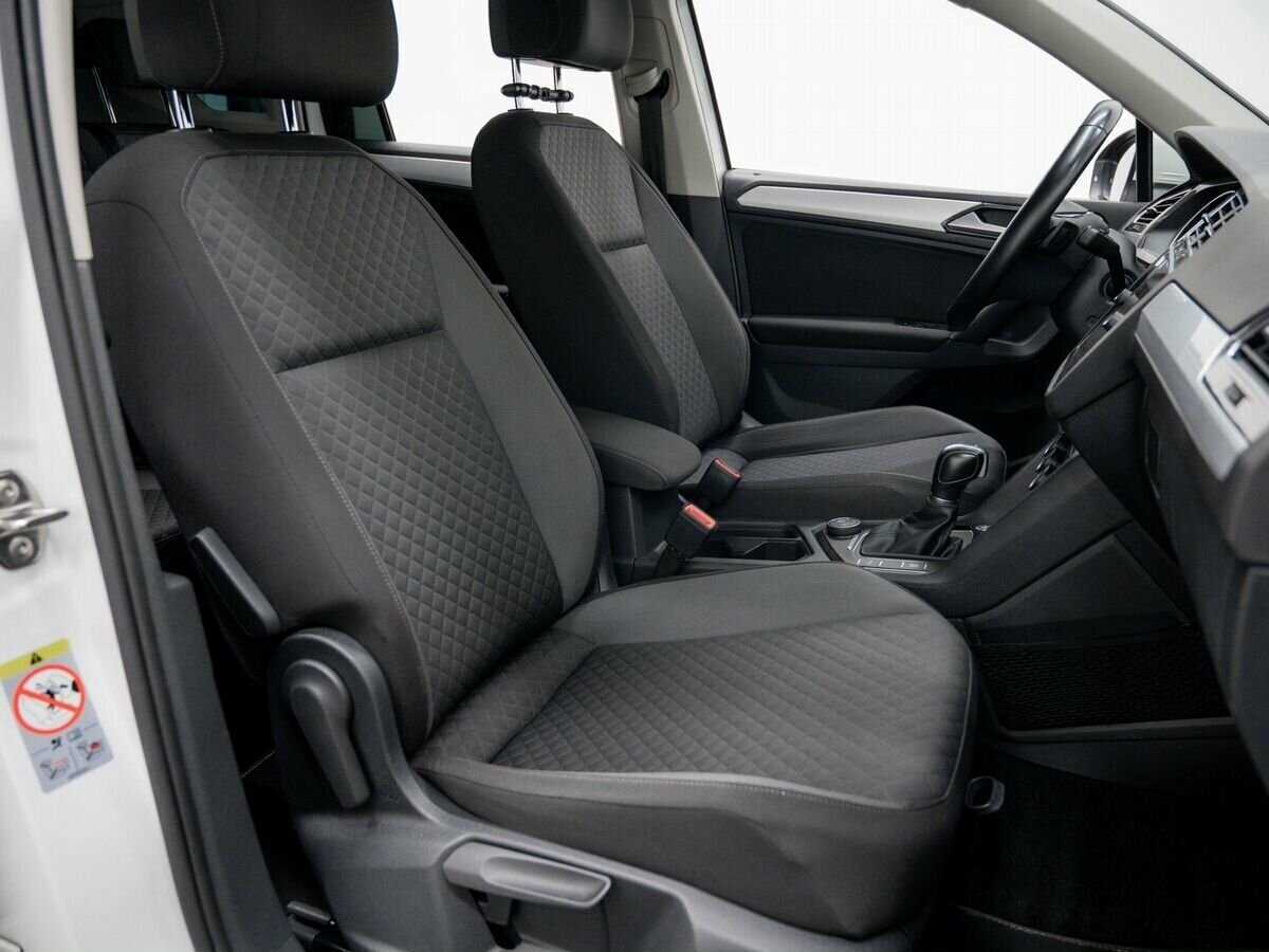 Б/У Фольксваген Тигуан 2018 года. Фото: #7