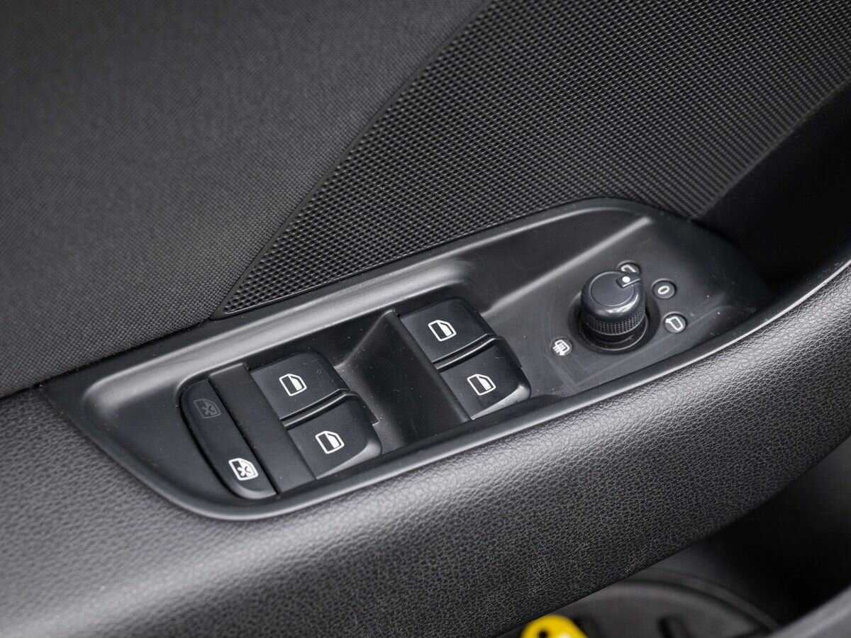 Б/У Ауди А3 2014 года. Фото: #16