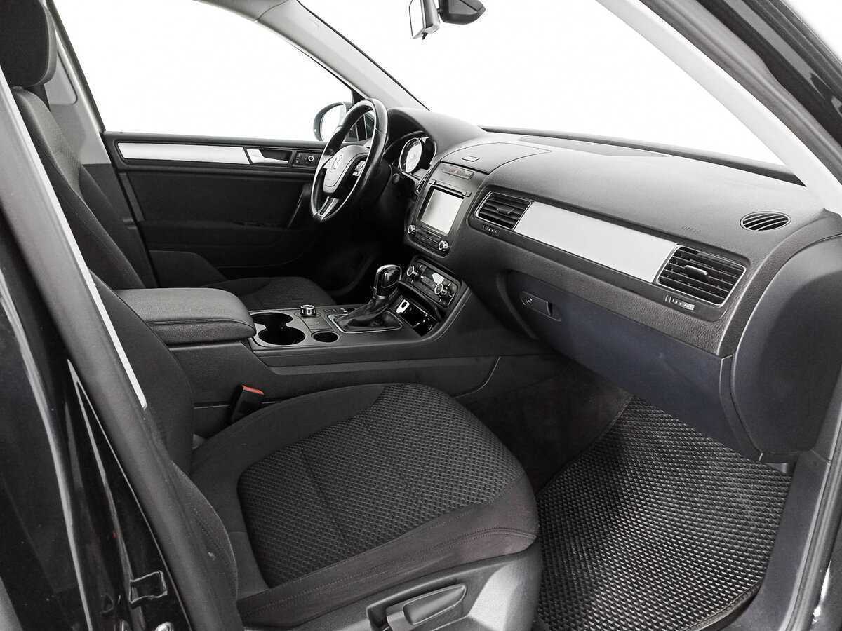 Б/У Фольксваген Туарег 2013 года. Фото: #5