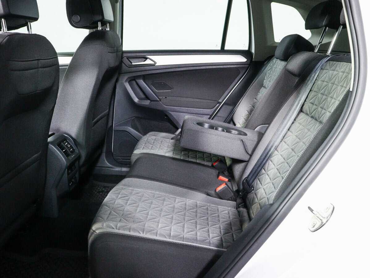 Б/У Фольксваген Тигуан 2020 года. Фото: #7