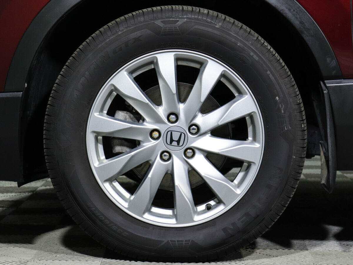 Б/У Хонда ЦР-В 2018 года. Фото: #14