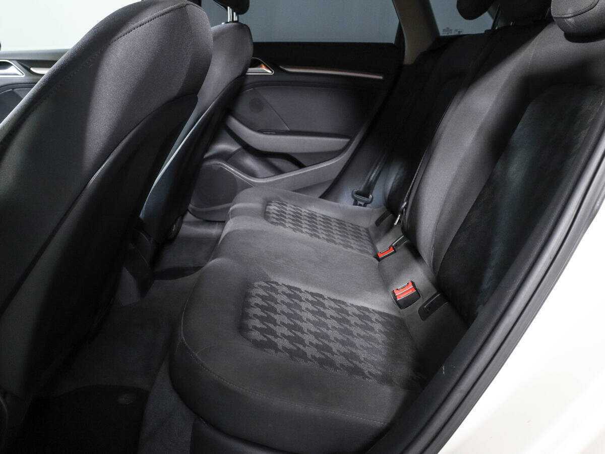 Б/У Ауди А3 2014 года. Фото: #9