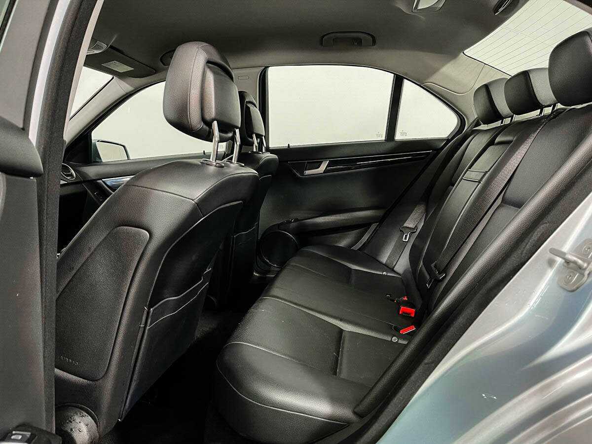 Б/У Мерседес-Бенц Ц-Класс 2012 года. Фото: #7