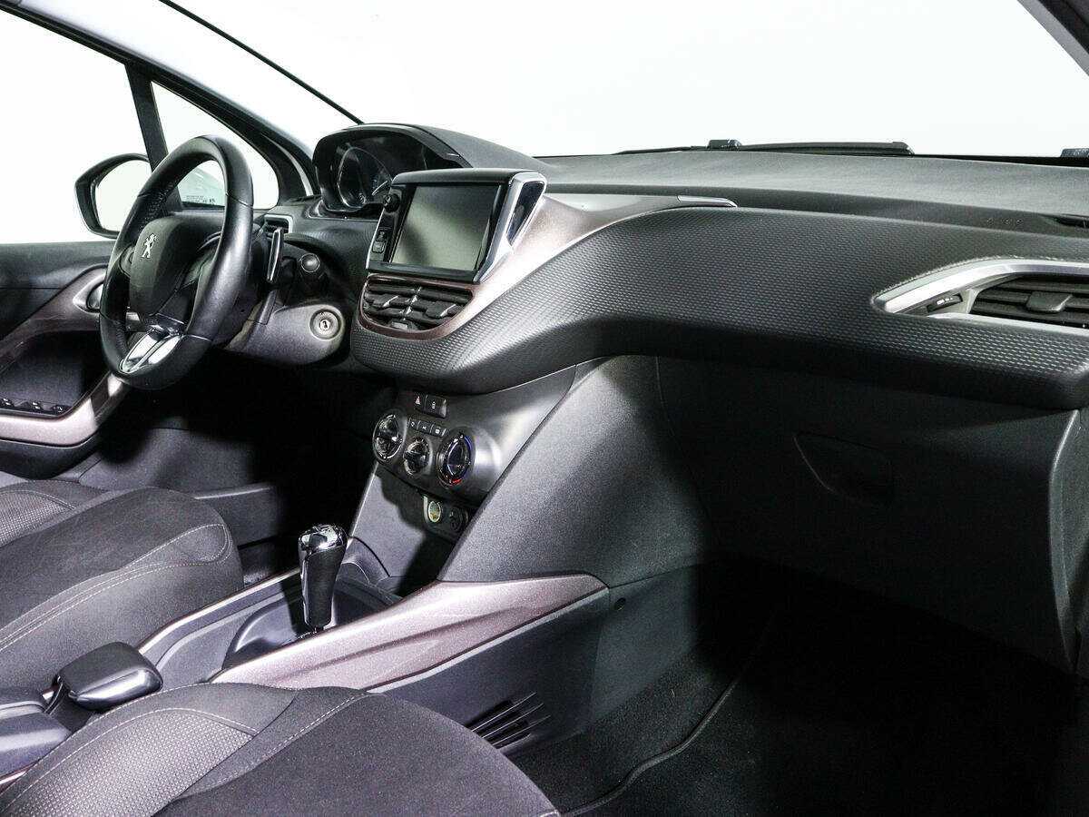 Б/У Пежо 2008 2014 года. Фото: #6