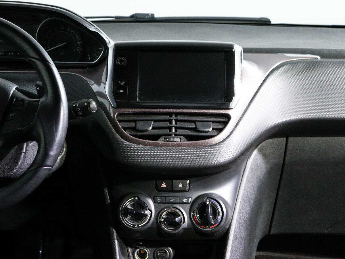 Б/У Пежо 2008 2014 года. Фото: #10