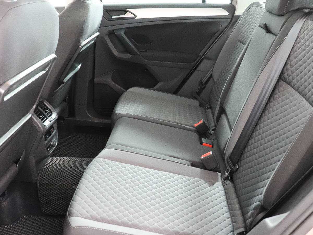 Б/У Фольксваген Тигуан 2018 года. Фото: #7