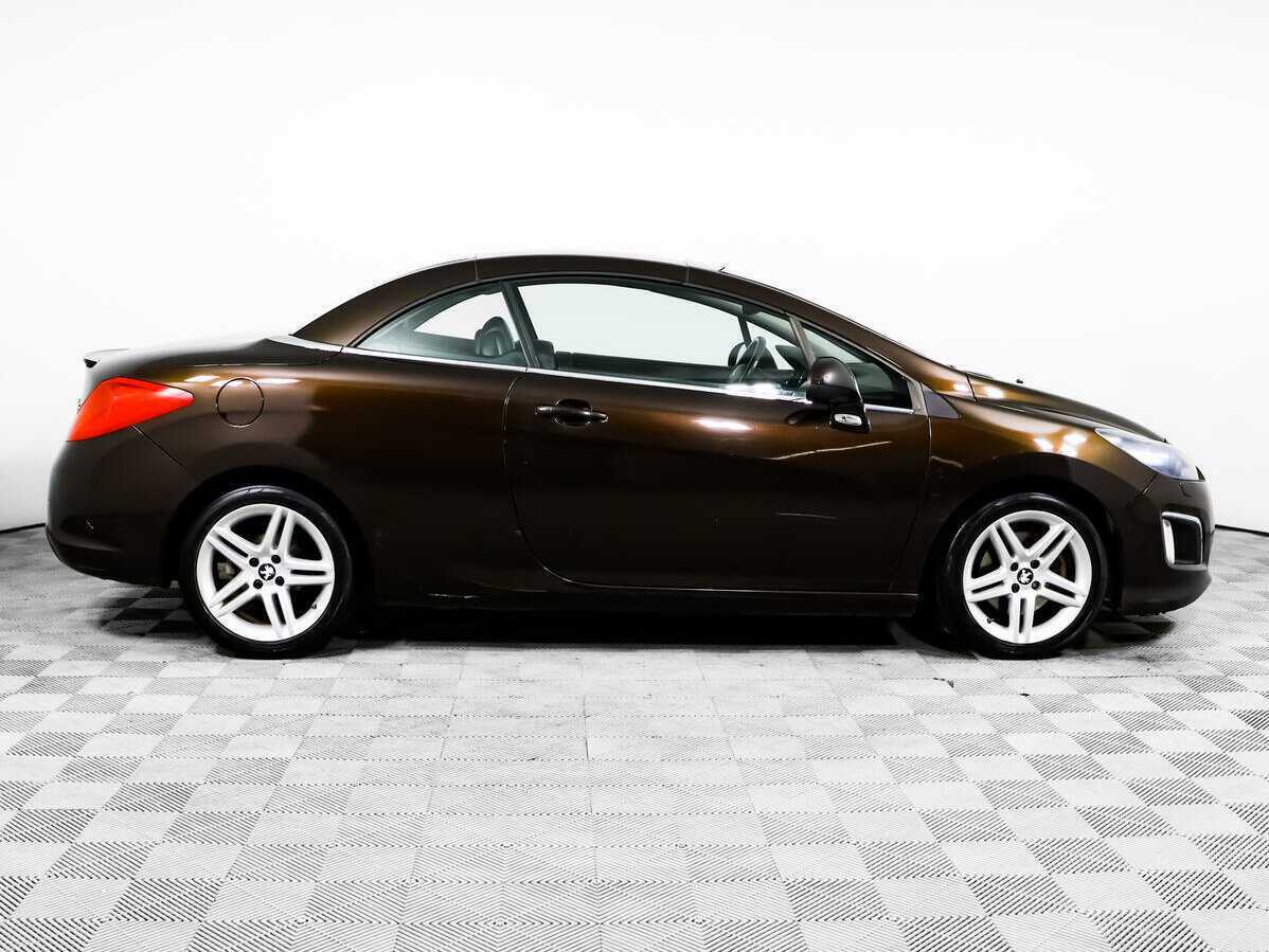 Б/У Пежо 308 2012 года. Фото: #3