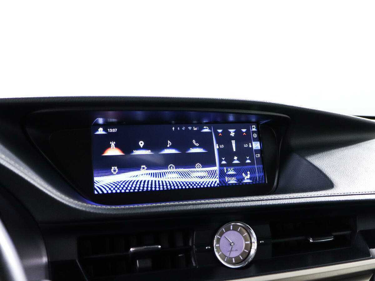 Б/У Лексус ЕС 2014 года. Фото: #13