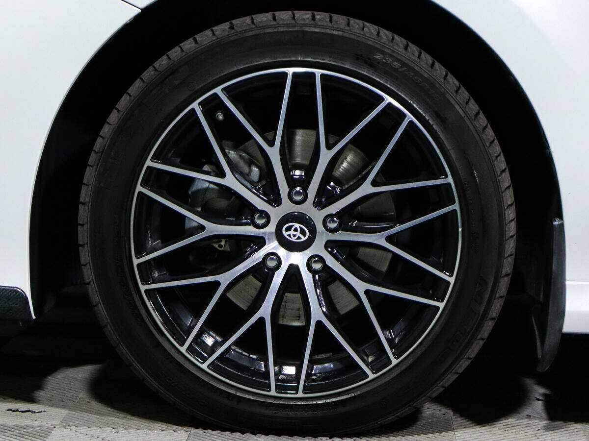 Б/У Тойота Камри 2020 года. Фото: #15