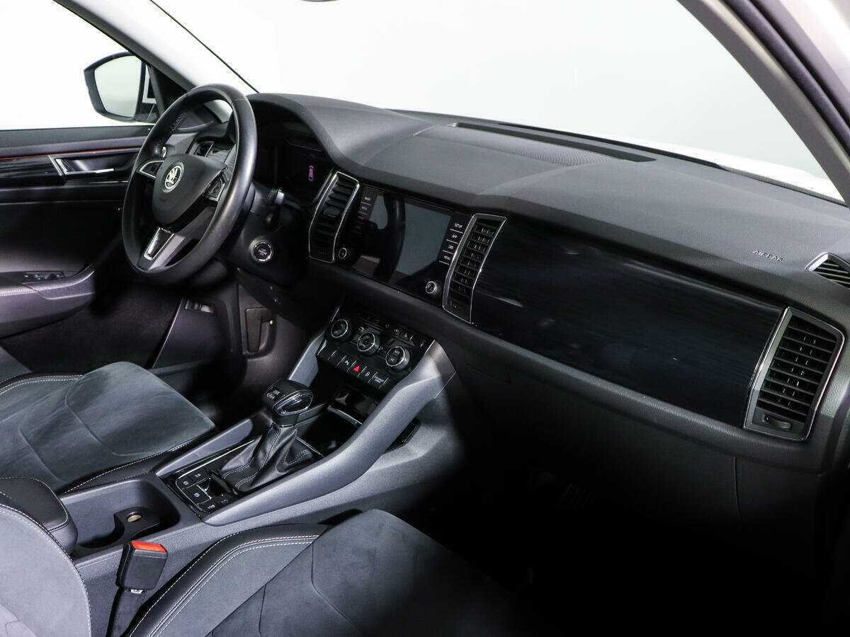 Б/У Шкода Кодиак 2019 года. Фото: #8