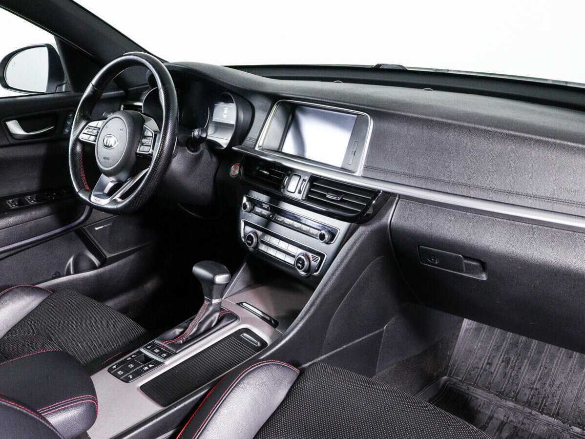 Б/У Киа Оптима 2018 года. Фото: #6