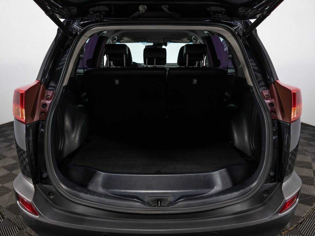 Б/У Тойота Рав4 2013 года. Фото: #21