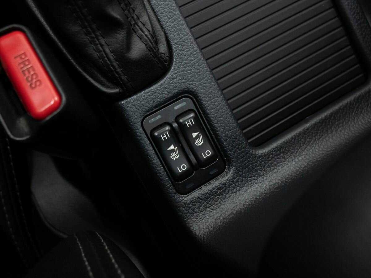 Б/У Субару ИксВи 2014 года. Фото: #19