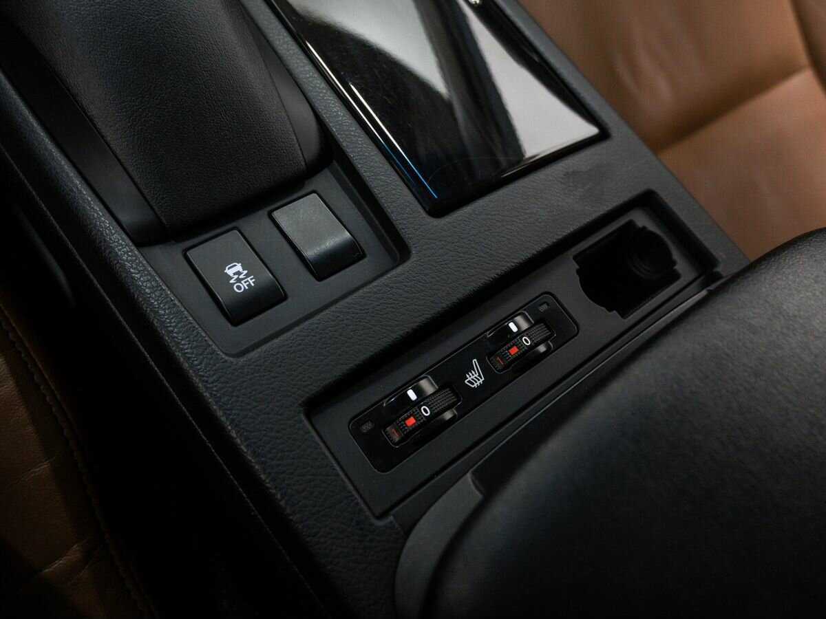 Б/У Лексус Р-Икс 2013 года. Фото: #18