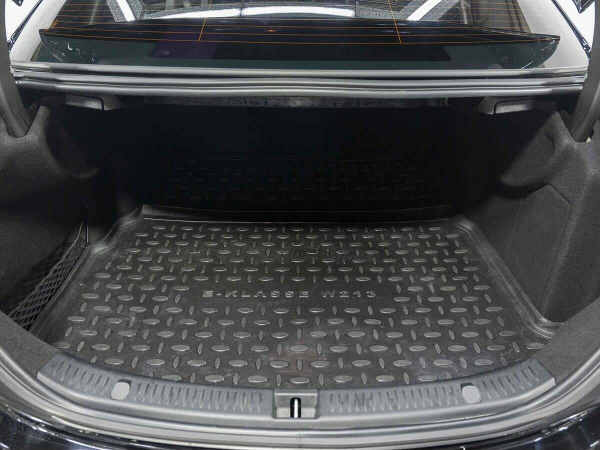 Б/У Мерседес-Бенц Е-Класс 2016 года. Фото: #23