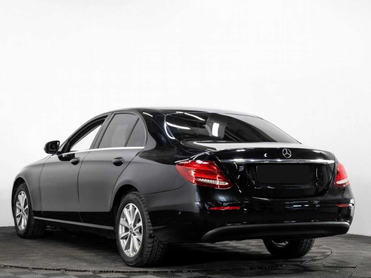 Б/У Мерседес-Бенц Е-Класс 2019 года. Фото: #5