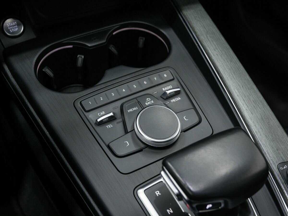 Б/У Ауди А4 2018 года. Фото: #19