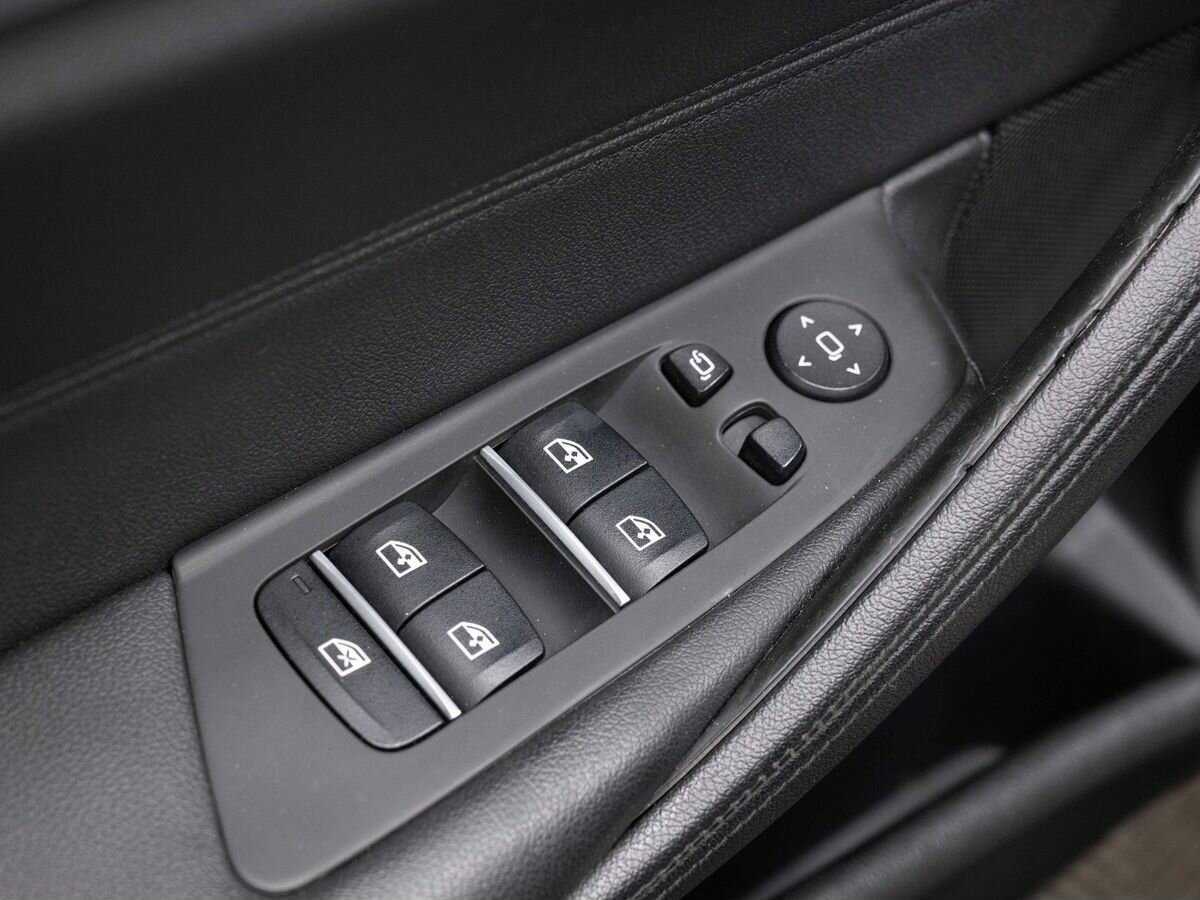 Б/У БМВ 5 серии 2019 года. Фото: #20