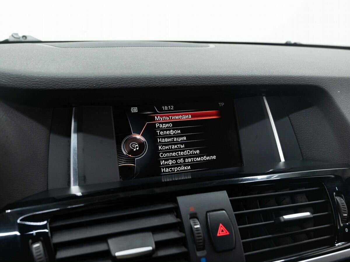 Б/У БМВ Икс3 2015 года. Фото: #24