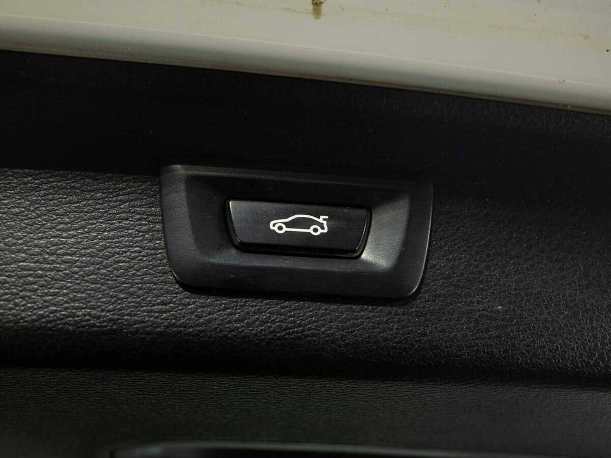 Б/У БМВ Икс3 2015 года. Фото: #27