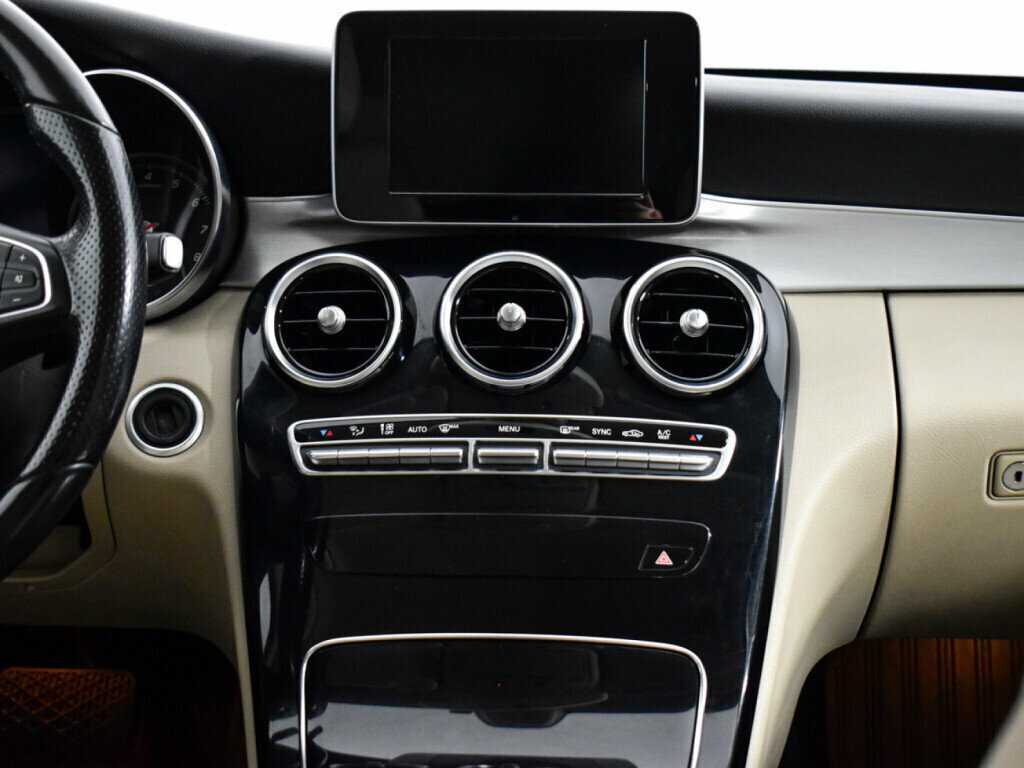 Б/У Мерседес-Бенц Ц-Класс 2014 года. Фото: #10