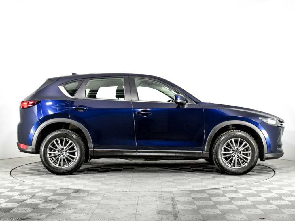 Б/У Мазда Ц-Икс-5 2017 года. Фото: #3