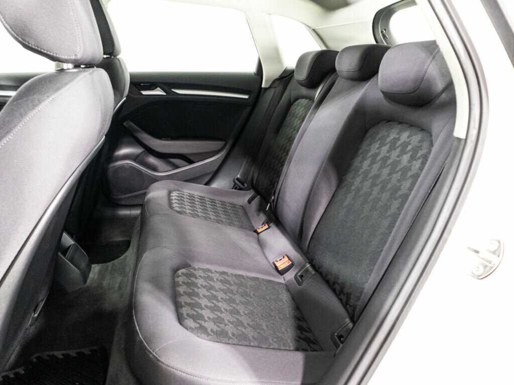 Б/У Ауди А3 2013 года. Фото: #9