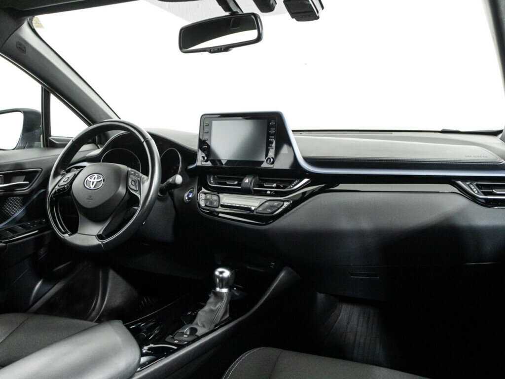 Б/У Тойота Ц-ШР 2020 года. Фото: #8