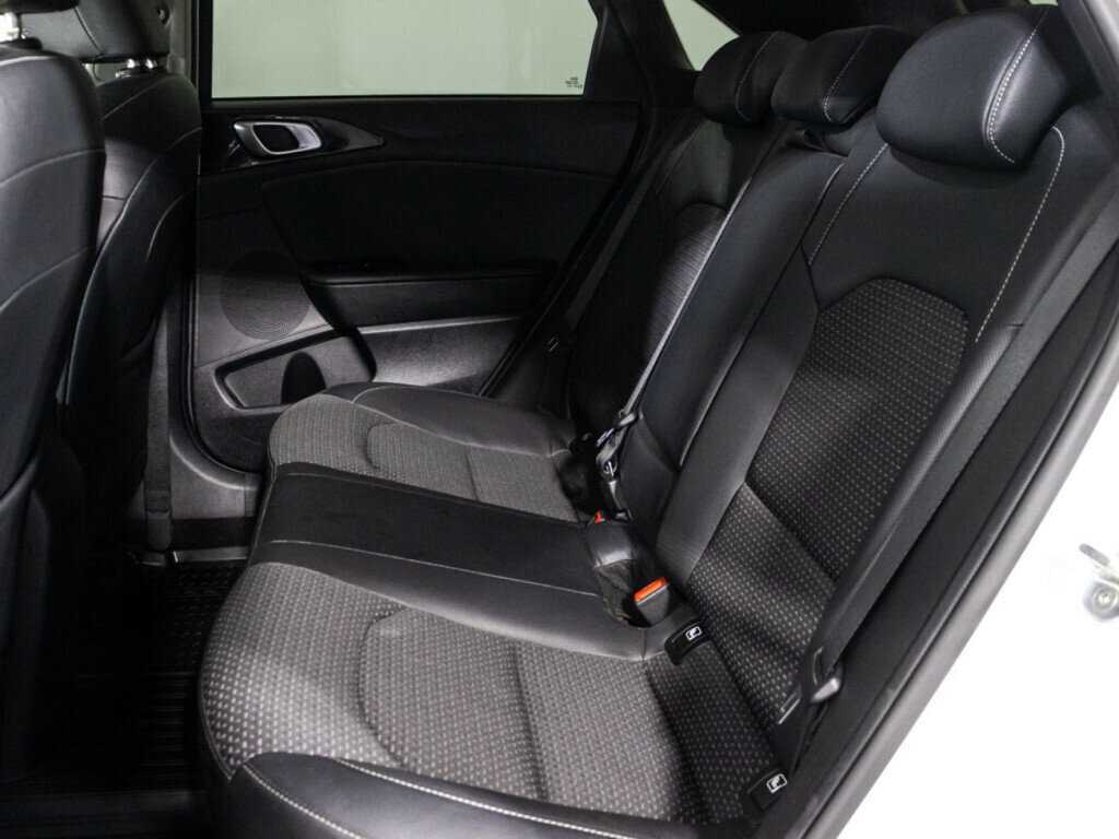 Б/У Киа Сид 2020 года. Фото: #9