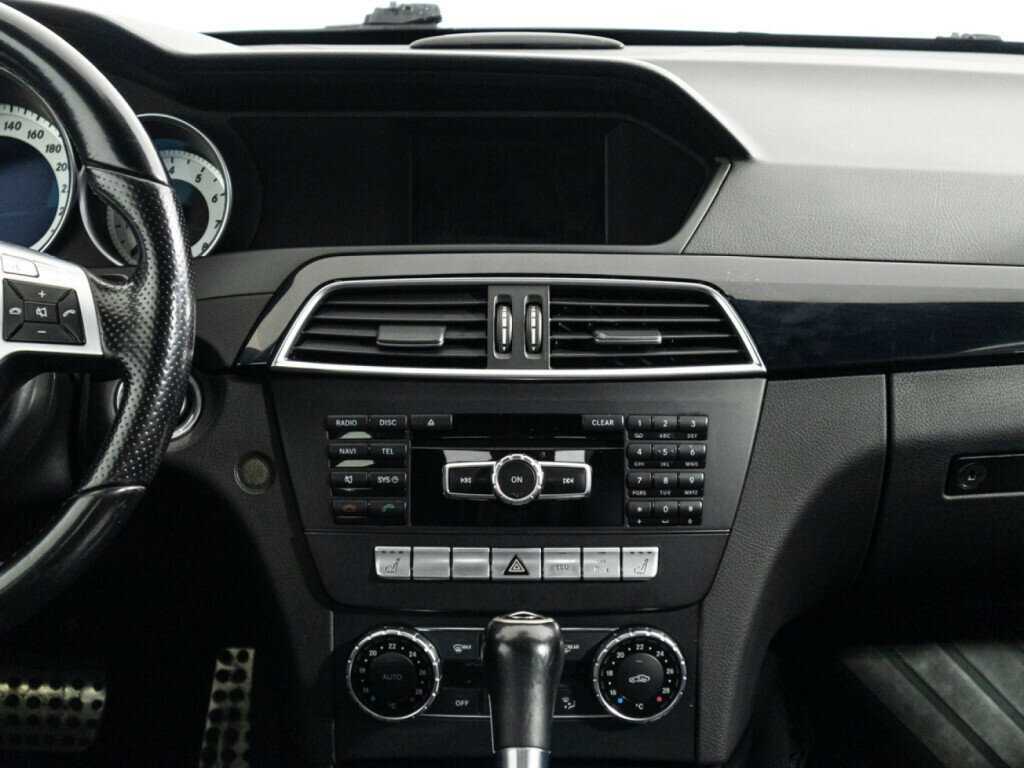 Б/У Мерседес-Бенц Ц-Класс 2013 года. Фото: #13