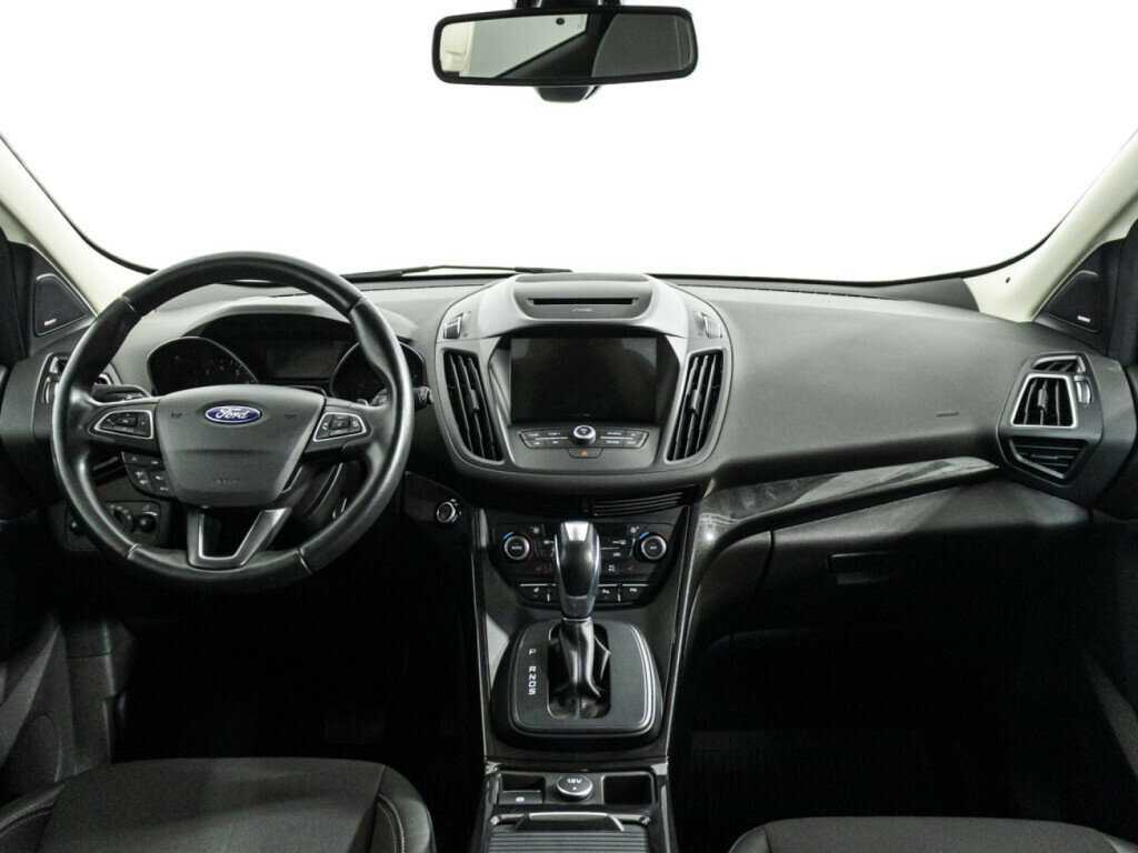 Б/У Форд Куга 2017 года. Фото: #12