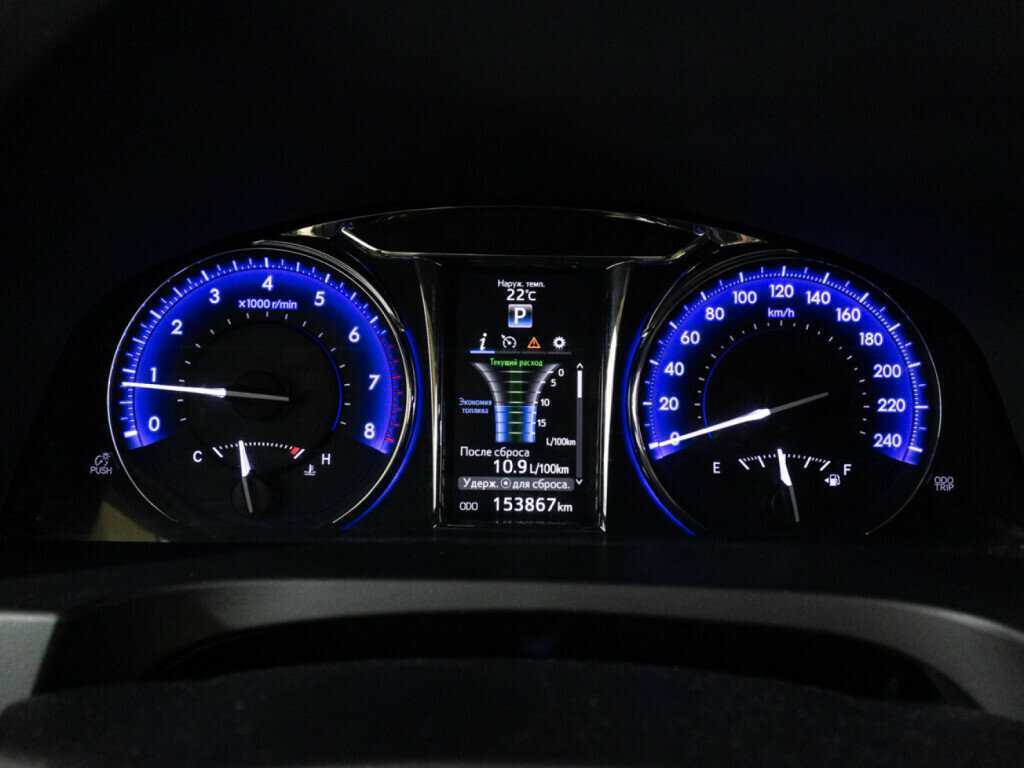 Б/У Тойота Камри 2017 года. Фото: #10