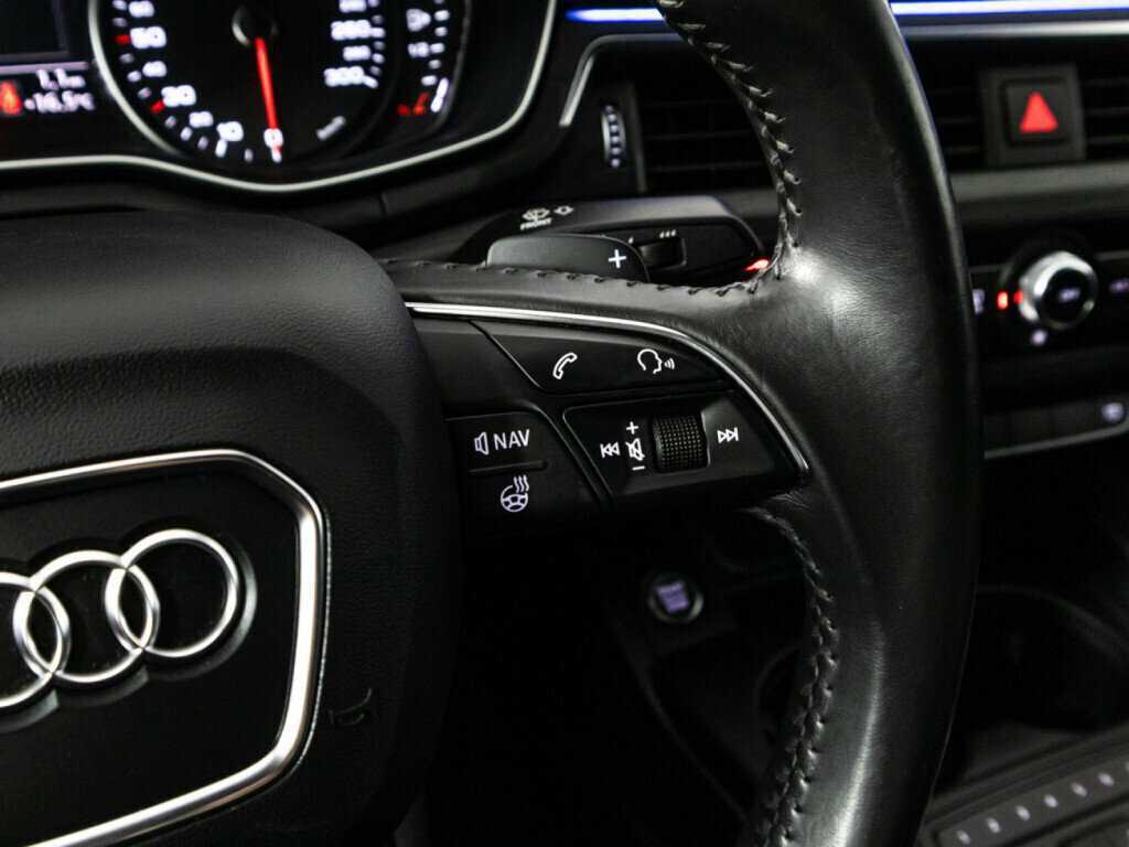 Б/У Ауди А4 2017 года. Фото: #18