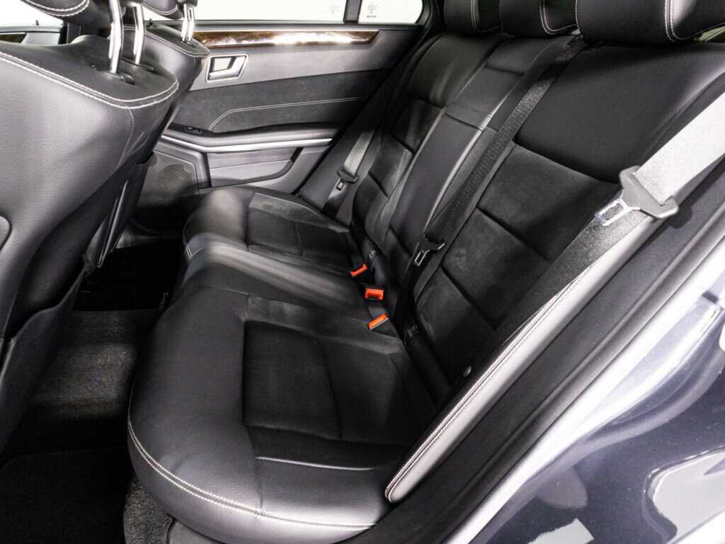 Б/У Мерседес-Бенц Е-Класс 2014 года. Фото: #6