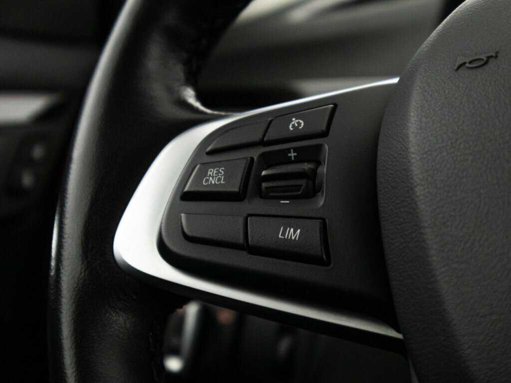 Б/У БМВ Икс1 2018 года. Фото: #22