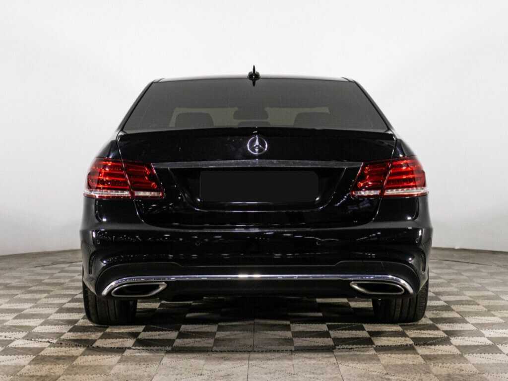 Б/У Мерседес-Бенц Е-Класс 2013 года. Фото: #5