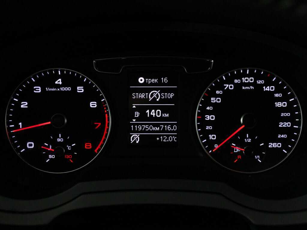 Б/У Ауди К3 2015 года. Фото: #11