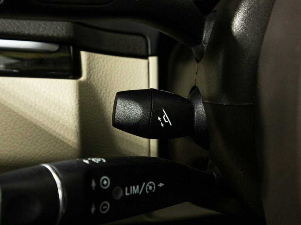 Б/У Мерседес-Бенц Е-Класс 2014 года. Фото: #16