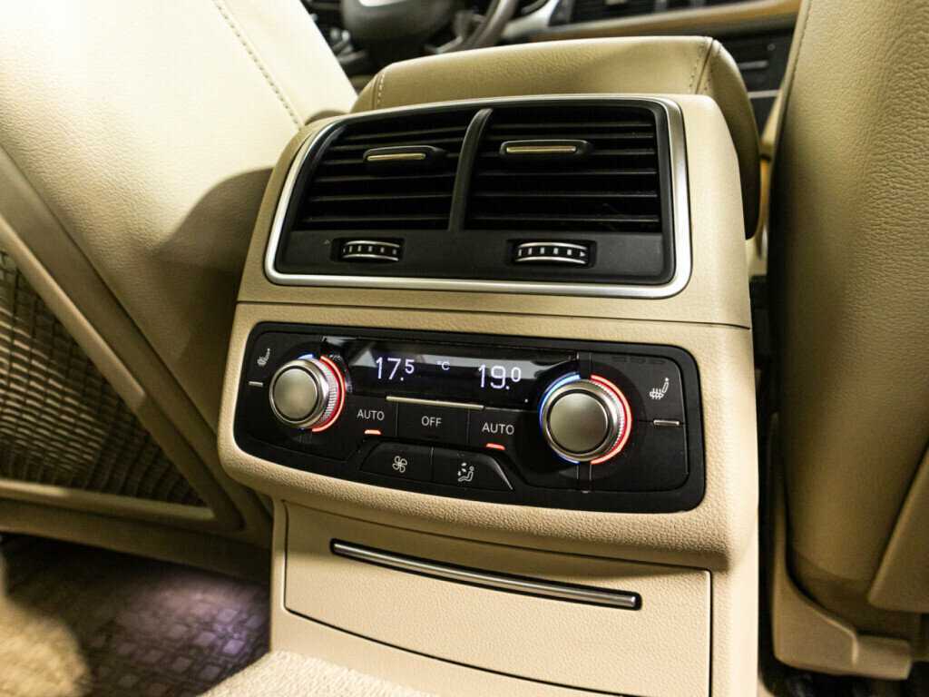 Б/У Ауди А6 2015 года. Фото: #22