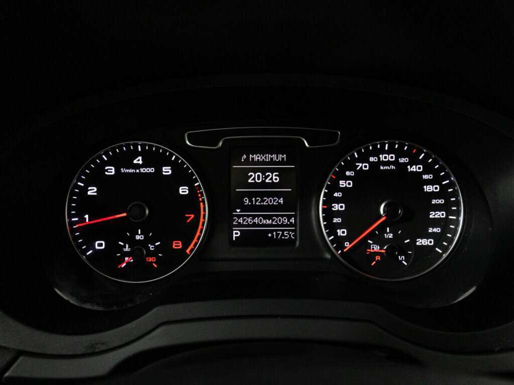 Б/У Ауди К3 2013 года. Фото: #11