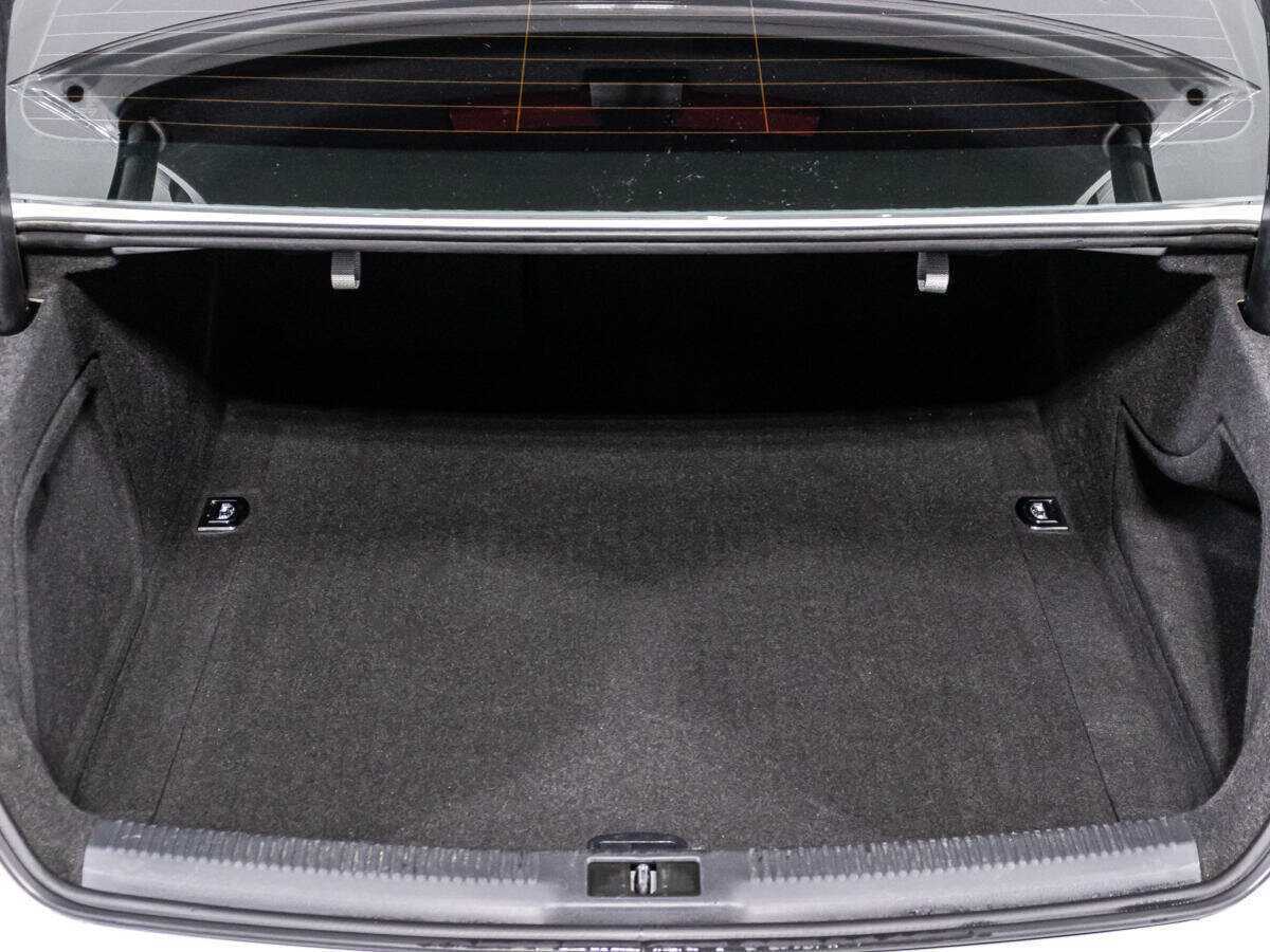 Б/У Ауди А4 2015 года. Фото: #14