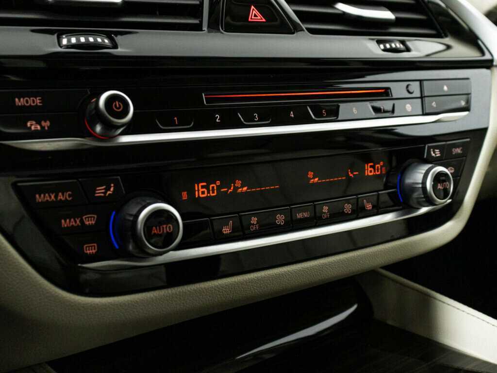 Б/У БМВ 5 серии 2016 года. Фото: #20