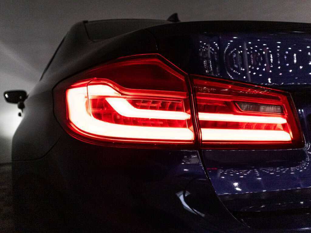 Б/У БМВ 5 серии 2018 года. Фото: #26